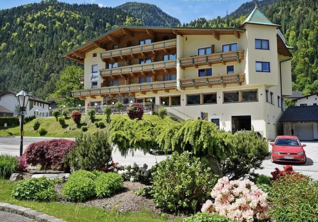 Hotel Gasthof Jaeger Zillertal Schlitters Exterior foto